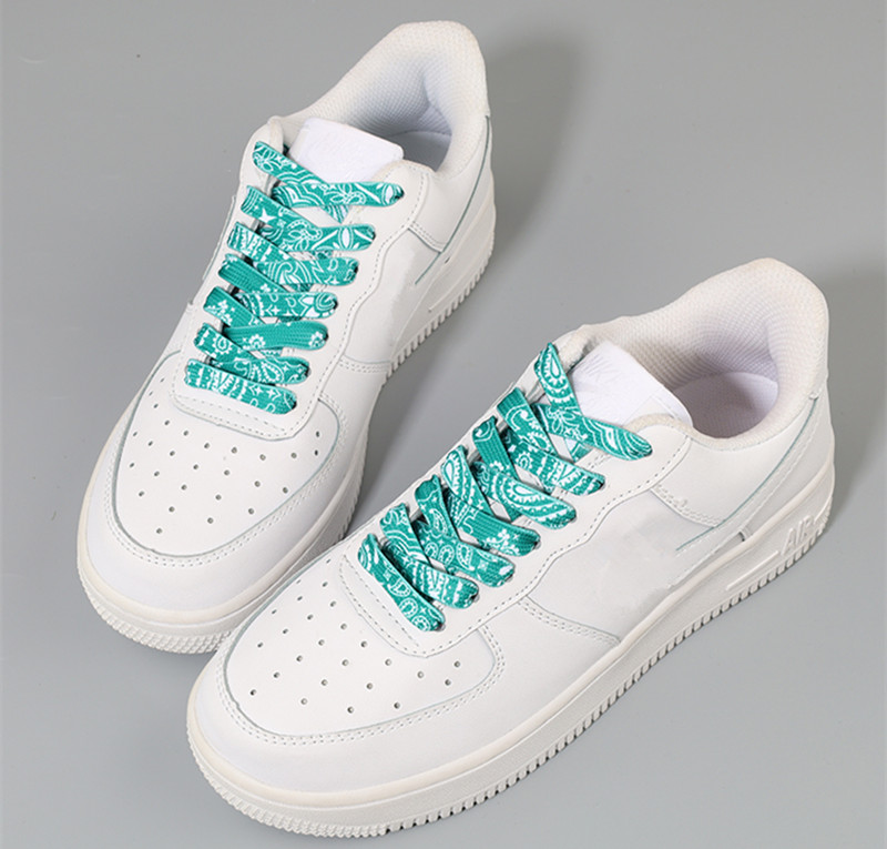 Lacets lumineux de fleurs de c - Travis Scott Lace avis et prix