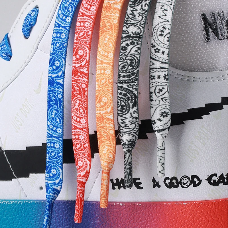 Lacets plats à fleurs de cajou - Travis Scott Lace avis et prix
