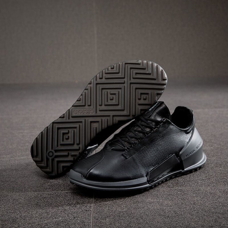 Chaussures tendance en cuir vé - Streetwear Brand Famous avis et prix