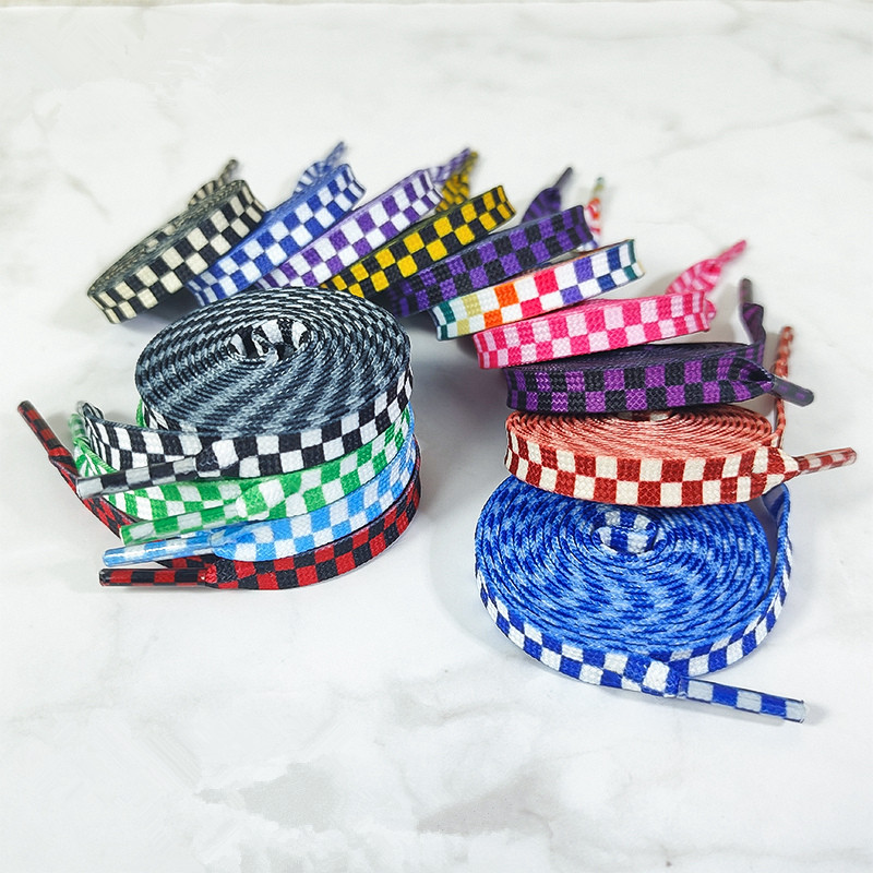 Mode noir blanc couleur coutur - Travis Scott Lace avis et prix